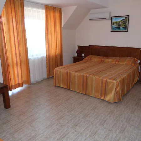 Hotel Beroe 3*