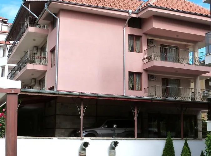 берое Хотел