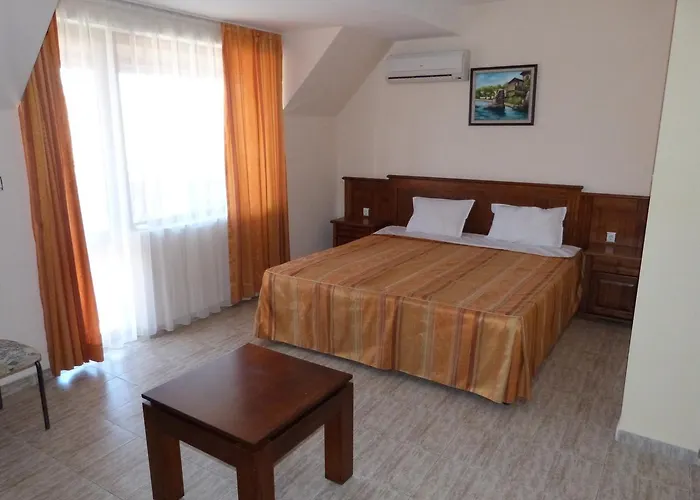 Хотел берое