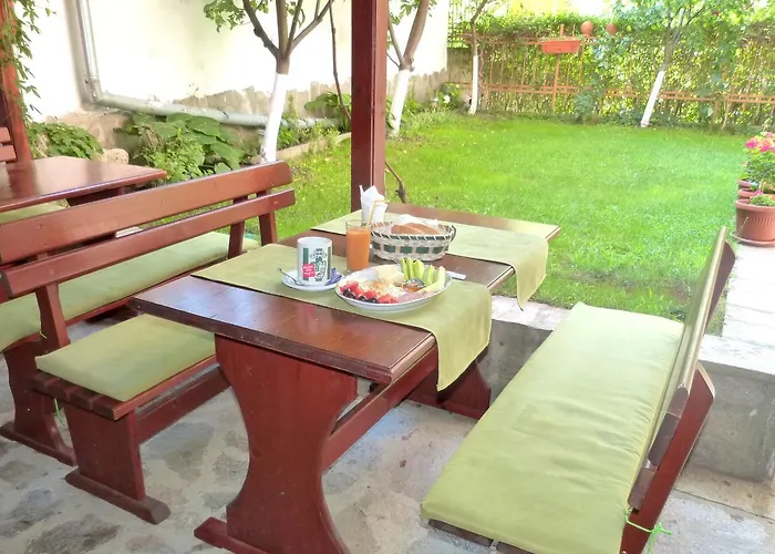 Хотел берое 3*